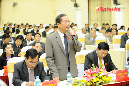 Đại biểu Phạm Văn Tấn băn khoăn về chỉ tiêu gia đình văn hóa - thể thao