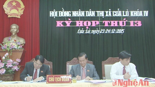 Đoàn chủ tịch điều hành kỳ họp