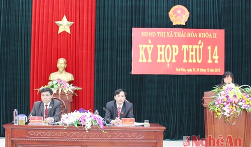 Đoàn chủ tịch điều hành kỳ họp