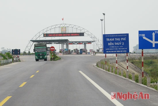 Trạm thu phí cầu Bến Thủy 2