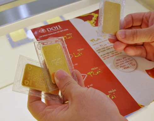 Giá vàng hướng tới tuần chốt năm tăng giá.