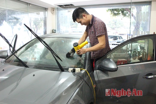 Chăm sóc ngoại thất xe