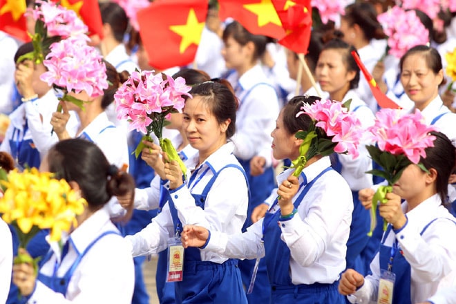 Đại diện giai cấp công nhân trong lễ diễu hành tại Quảng trường Ba Đình (Hà Nội) sáng 2.9.2015. Ảnh: KỲ ANH