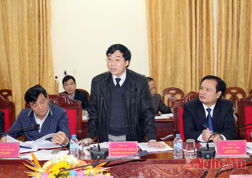 Đồng chí Nguyễn Minh Thông - Ủy viên Ban Thường vụ Tỉnh ủy, Trưởng Ban Nội chính Tỉnh ủy phát biểu ý kiến.