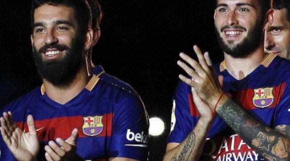 Barcelona vẫn chưa thể sử dụng Turan và Vidal