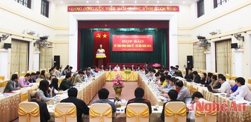 Toàn cảnh cuộc họp báo. 