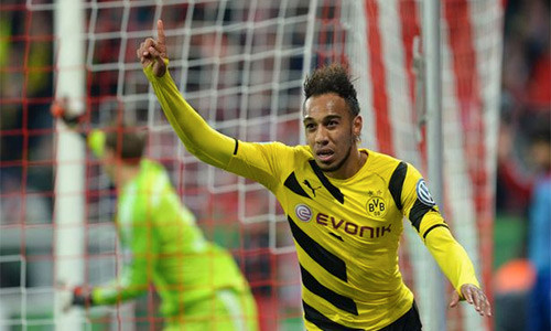 Aubameyang ghi 18 bàn cho Dortmund trong 17 vòng đầu Bundesliga mùa này. Ảnh: AFP.