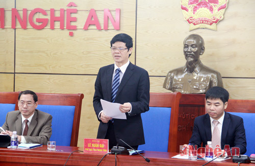 Đồng chí Lê Xuân Đại, Phó chủ tịch thường trực UBND tỉnh đề nghị các Bộ, ngành quan tâm tổ chức tập huấn kỹ năng nghiệp vụ cho đội ngũ cán bộ, công chức làm công tác hộ ti