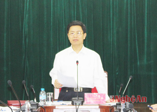 Đồng chí Nguyễn Xuân Sơn phát biểu kết luận buổi làm việc. 