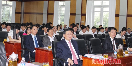  Các đại biểu dự hội nghị