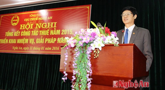 Đồng chí Lê Xuân Đại, Phó Chủ tịch thường trực UBND tỉnh đánh giá cao tinh thần trách nhiệm của đội ngũ CBCNV ngành thuế Nghệ An và chỉ đạo một số giải pháp nhiệm vụ cho ngành năm 2016