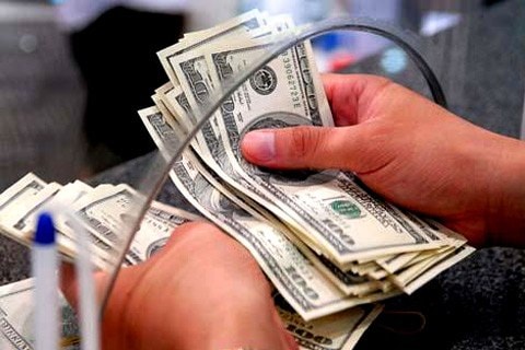 Giá USD quay đầu giảm sau một tuần thực hiện điều hành theo cơ chế mới.