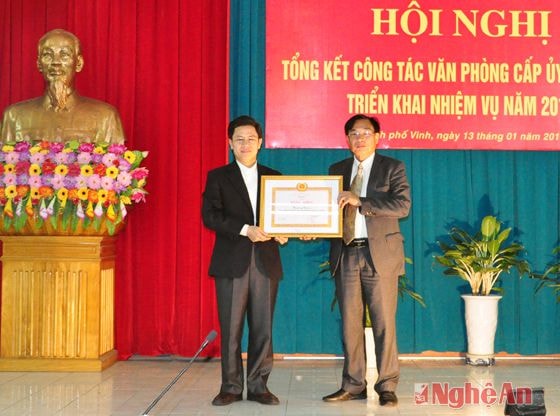 Đồng chí Nguyễn Xuân Sơn - Phó Bí thư Thường trực Tỉnh ủy phát biểu 