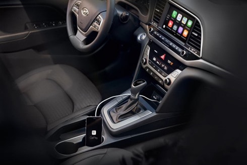  Những hệ thống giải trí như Apple CarPlay hay Android Auto đang được nhiều hãng xe đưa vào