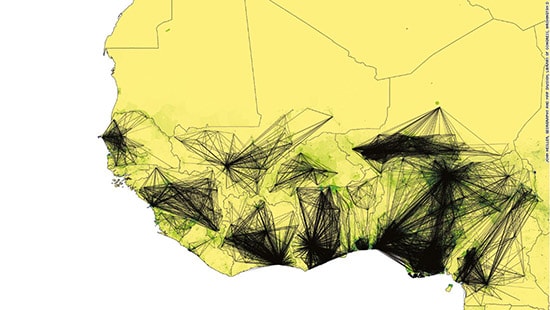 4Sự di chuyển của con người và lây lan dịch Ebola tại Tây Phi, năm 2014 - Để vẽ được tấm bản đồ này, người ta đã sử dụng thông tin về địa điểm từ 150.000 điện thoại di động, mô tả sự di chuyển của các cá nhân tại Tây Phi, từ đó giúp dự đoán các tuyến đường có thể lây lan Ebola trong đợt bùng phát dịch bệnh năm 2014.