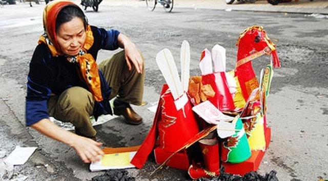 Chỉ cúng Táo quân trong phạm vi gia đình