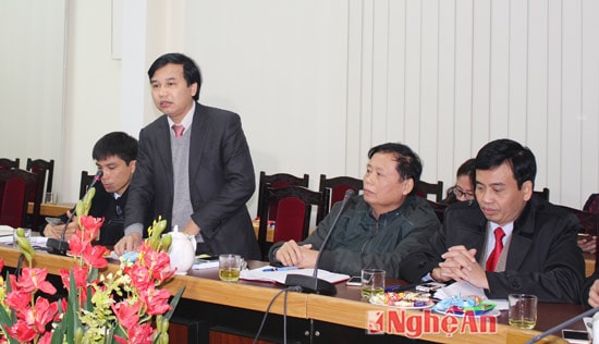Ông Nguyễn Như Khôi, Giám đốc Đài PT- TH Nghệ An phát biểu về vấn đề chỉnh trang đô thị và ý thức của người dân thành phố