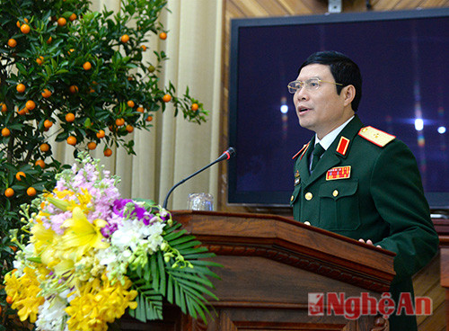 Thiếu tướng Nguyễn Tân Cương - Uỷ viên TW Đảng, Tư lệnh Quân khu 4 khẳng định cán bộ, chiến sỹ Quân khu sẽ nỗ lực hết sức, bảo vệ cho 