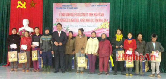 Công Ty TNHH Thái Lộc An phối hợp với UBND xã Nghi Thái  tổ chức trao quà Tết cho 80  hộ nghèo đặc biệt khó khăn, hộ gia đình chính sách trên địa bàn xã, 