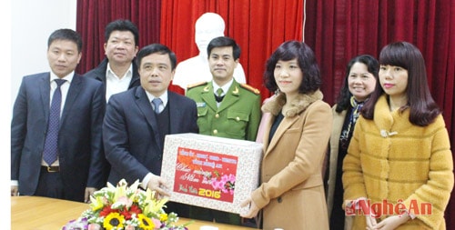 Chúc tết Chi nhánh Việt Nam Airline tại Vinh