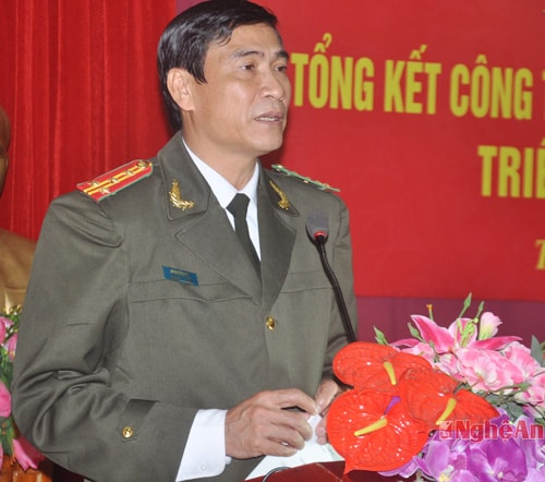 Ông Phan Đình Sửu- Trưởng phòng PA88 ( công an tỉnh) thông báo một số tình hình liên quan đến công tác tôn giáo
