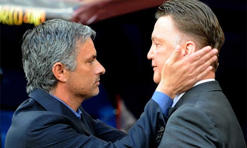 mourinho-co-the-thay-van-gaal-truoc-dai-chien-man-utd-arsenal