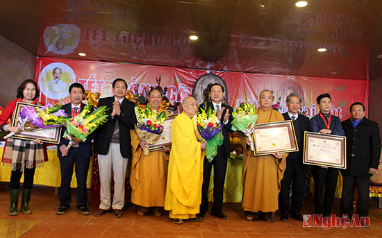  Hội đồng Kỷ lục gia Việt Nam công nhận 4 kỷ Việt Nam cho chùa Đại Tuệ