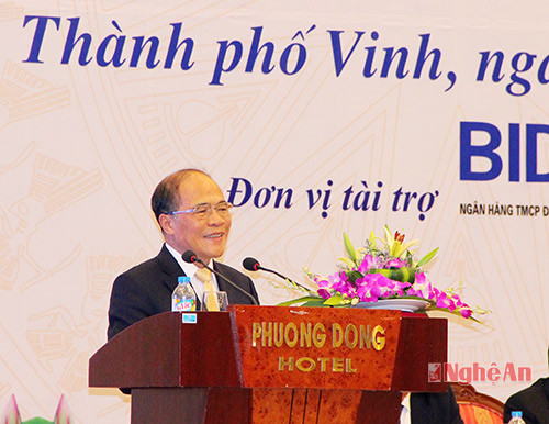 Chủ tịch Quốc hội Nguyễn Sinh Hùng tin tưởng vào thành công của Hội nghị và tương lai môi trường hợp tác quốc tế tại Nghệ An nói riêng, Nghệ An nói chung.