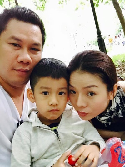 le-quyen-toi-da-bat-khoc-khi-sinh-con-vi-thuong-me-2