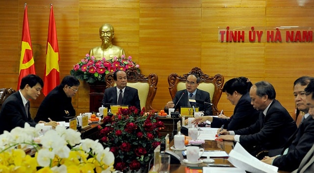chu tich nguyen thien nhan va doan cong tac tham va lam viec voi tinh uy tinh ha nam (2)