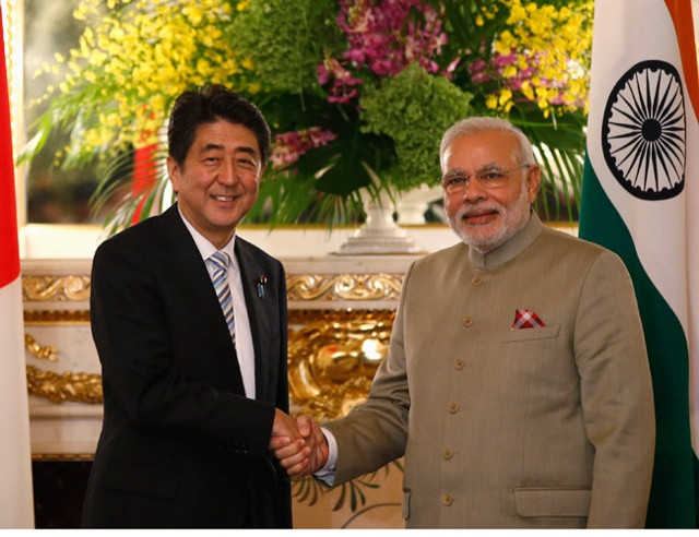Chính quyền Abe cũng đã thành công làm sâu sắc thêm quan hệ hợp tác an ninh Mỹ-Ấn. Ảnh: Internet.