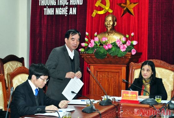 Đồng chí Hoàng Viết Đường - Phó Chủ tịch UBND tỉnh phát biểu tại cuộc họp