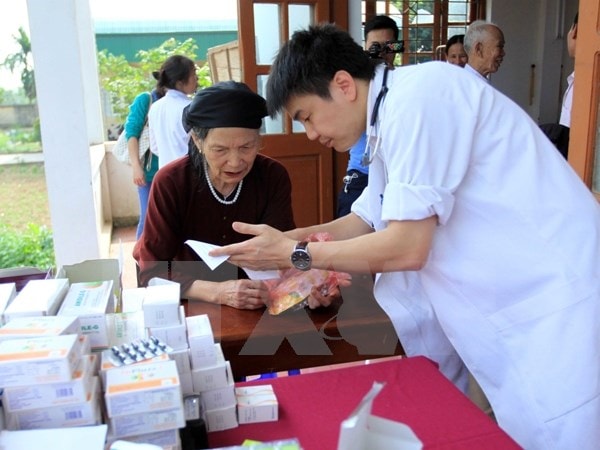 Người thầy thuốc điều cốt yếu cần là có tâm với người bệnh.
