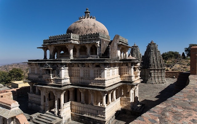 Pháo đài Kumbhalgarh thuộc bang Rajahsthan, Ấn Độ có từ triều đại Mewar. Ảnh: Flickr.