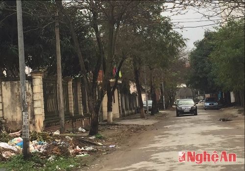 Và sát nhiều cơ quan trên đường Vương
