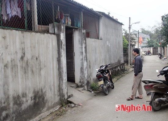 Dãy nhà trọ mà chị Anh đang thuê bị kẻ trộm phá khóa cổng ngoài vào trộm tài sản.