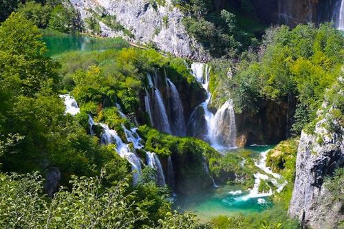 2. Hồ Plitvice (Croatia).