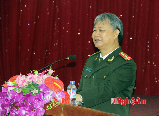 Đại tá Nguyễn Như Hường - Phó Cục trưởng Cục A67 quán triệt các nội dung trong Luật phòng, chống khủng bố.