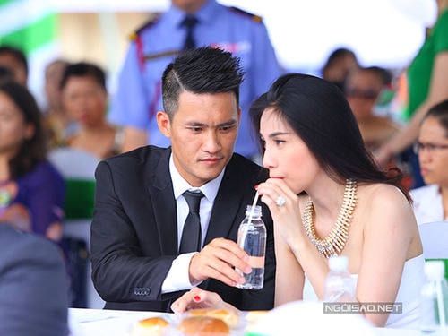 thuy-tien-toi-khong-bao-gio-giat-day-cong-vinh-2