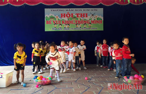 Các bé trường Mầm non Thị trấn Kịm Sơn tham gia Hội thi bé vui khỏe, thông minh.