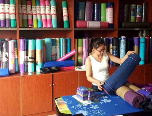 Thảm yoga giá rẻ của Trung Quốc xuất hiện nhiều trên thị trường