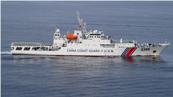 Indonesia tố tàu Hải cảnh Trung Quốc có hành vi xâm phạm lãnh hải. Ảnh: Reuters