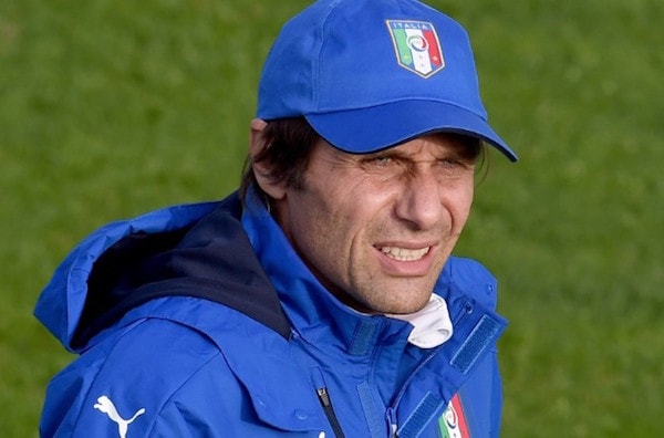 Huấn luyện viên Antonio Conte sẽ dẫn dắt CLB Chelsea vào mùa giải sang năm.