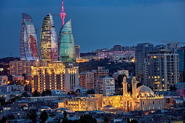 Thành phố Baku là thủ đô Azerbaijan. Ảnh: Internet.