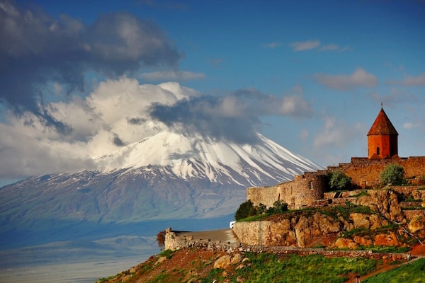 Khung cảnh hùng vĩ của thiên nhiên Armenia. Ảnh: Internet.