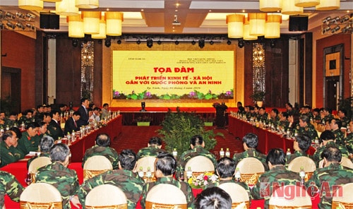Toàn cảnh buổi tọa đàm.