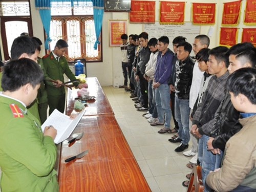 Các đối tượng trong vụ án bị khởi tố về nhiều tội danh