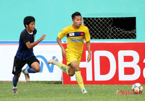 Tiền đạo Vũ Quang Nam được kỳ vọng sẽ là một trong những cầu thủ triển vọng của SLNA trên hàng tiền đạo.