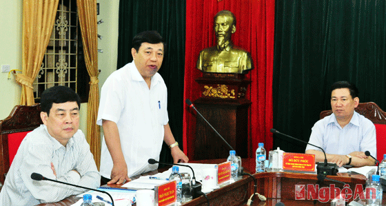 Đồng chí Nguyễn Xuân Đường - Phó Bí thư Tỉnh ủy, Chủ tịch UBND tỉnh nhấn mạnh một số nội dung phối hợp trọng tâm