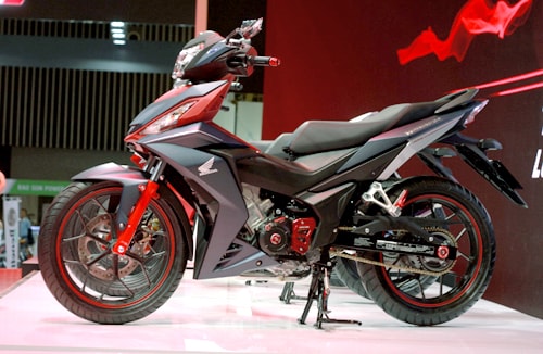 honda-winner-va-yamaha-exciter-tran-danh-moi-tai-viet-nam